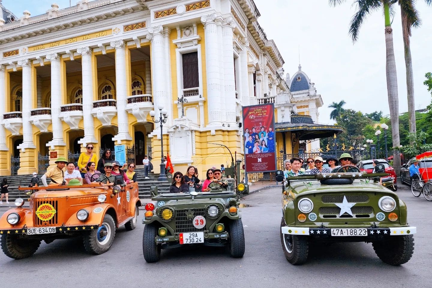 Hanoi Food & Culture Tour by Vintage Jeep or Motorbike