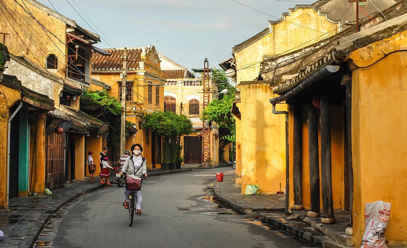 Why Cycling in Hoi An Early Morning is the Best Way to Explore